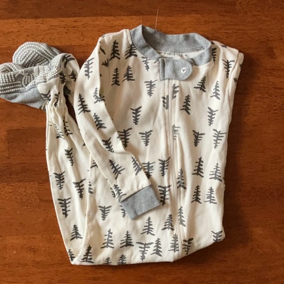 Burt’s Bees Footy Pajamas Bundle, 6-18 Months - Picture 5 of 5